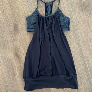 Lululemon womens black grey razor back top. Size 6.